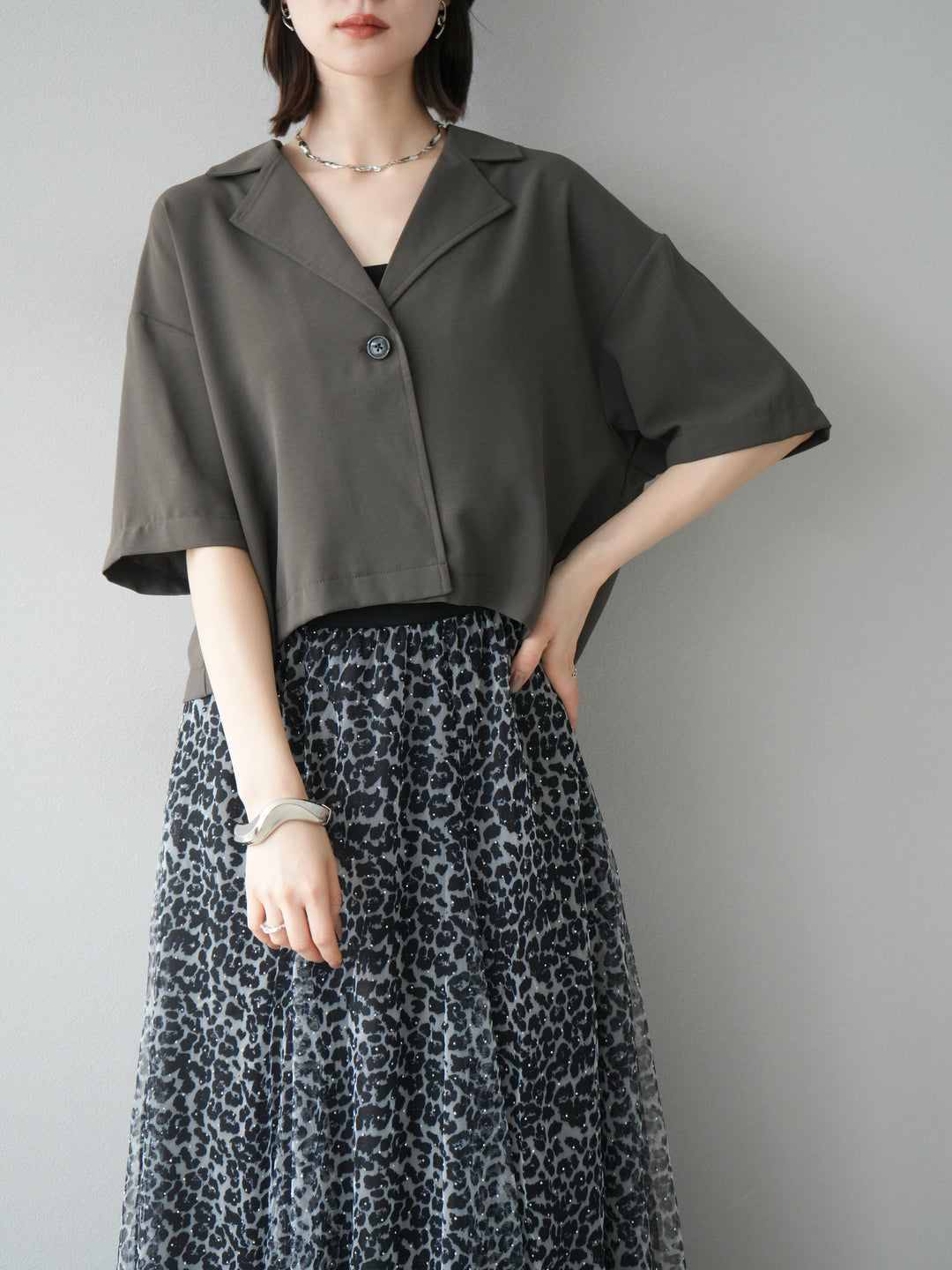 [予約]ハーフショートジャケット/チャコール