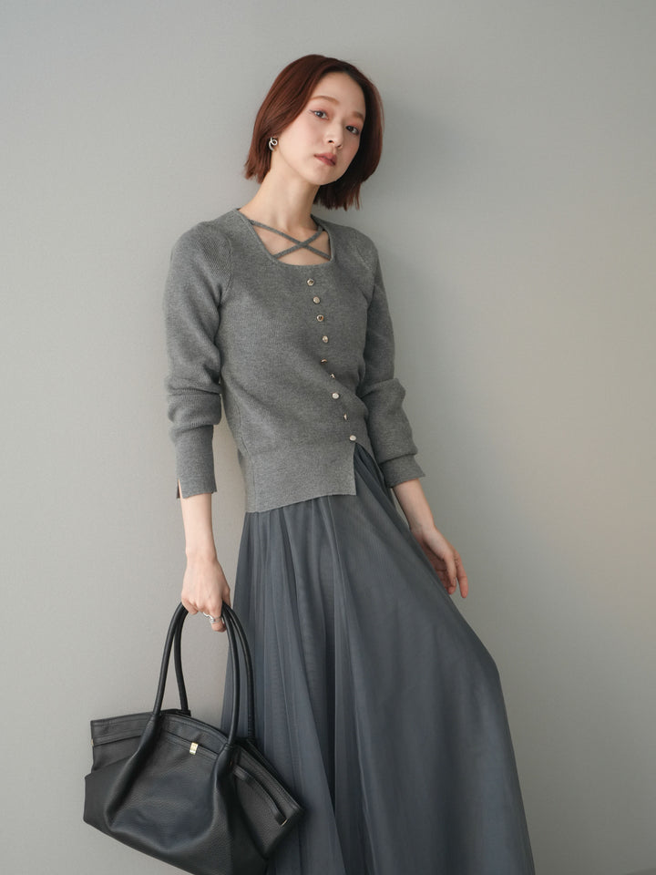 [予約]クロスデザインネックシルバーボタンニット/gray