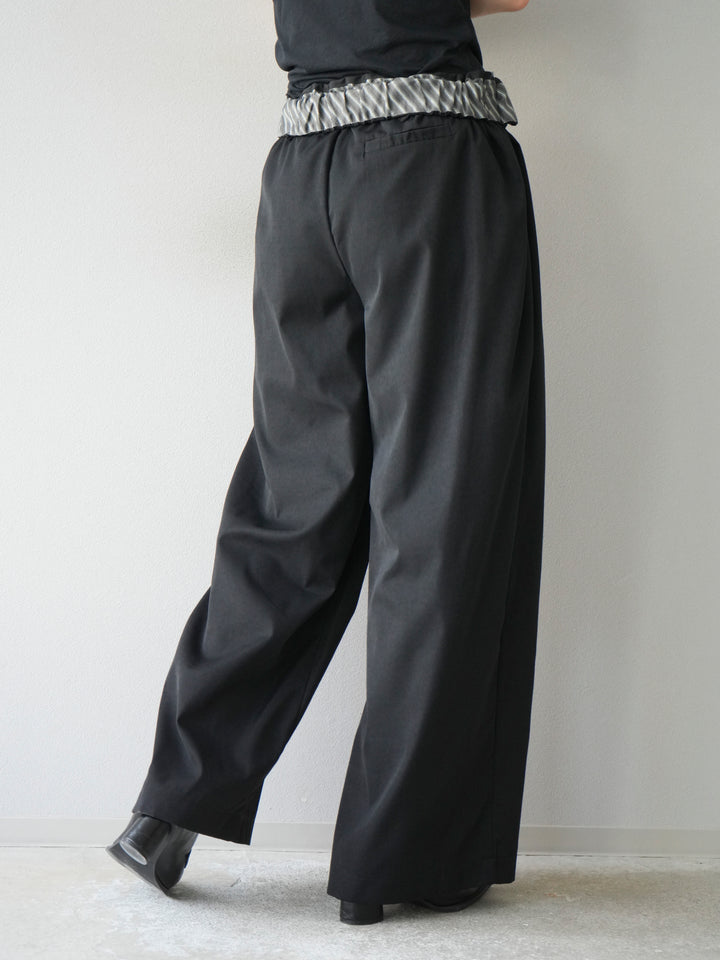 [予約]タックデザインワイドパンツ/ブラック