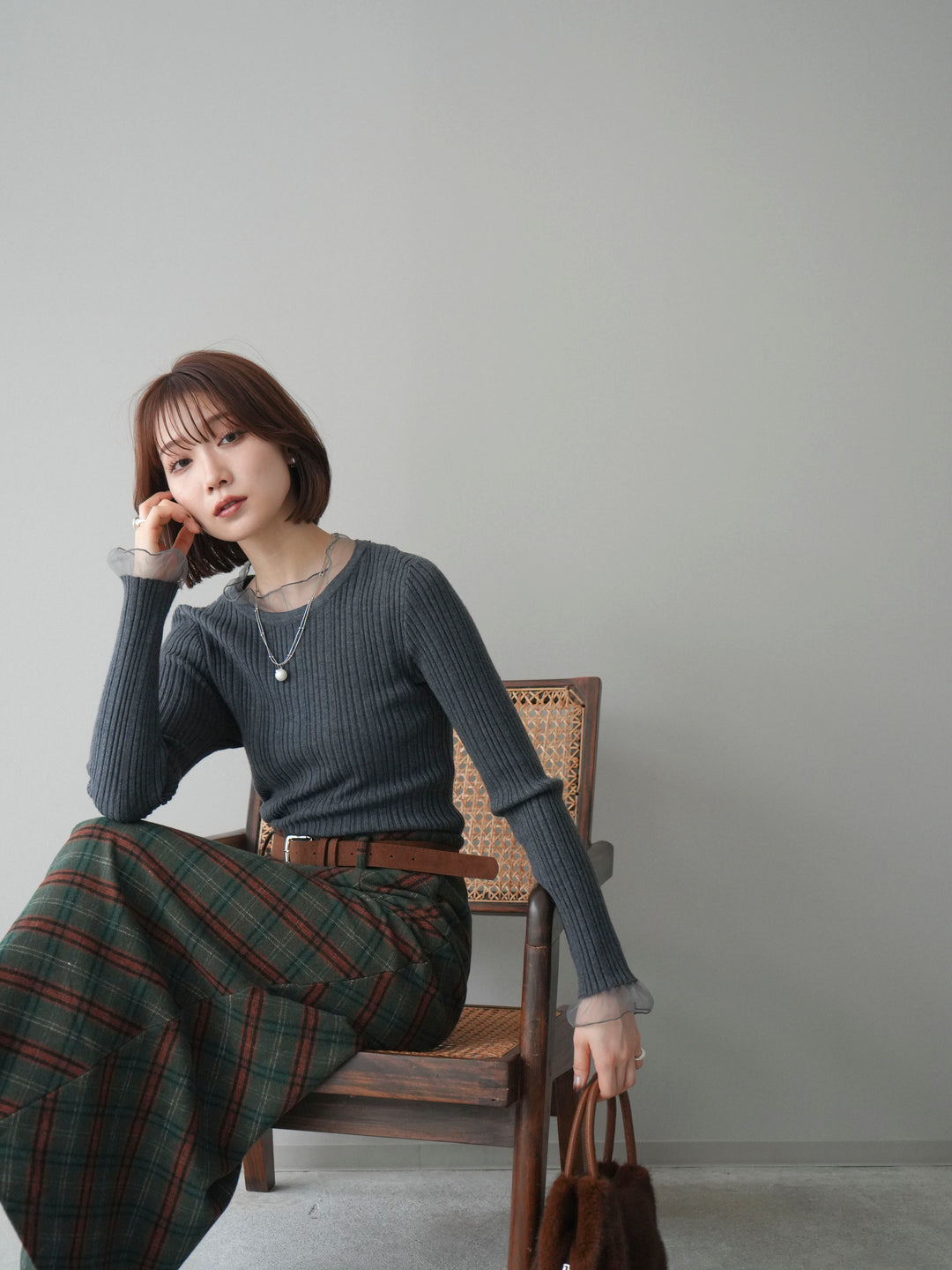 [SET]チュールドッキングリブニットトップス+ベルト付チェック柄ナロースカート(2set)