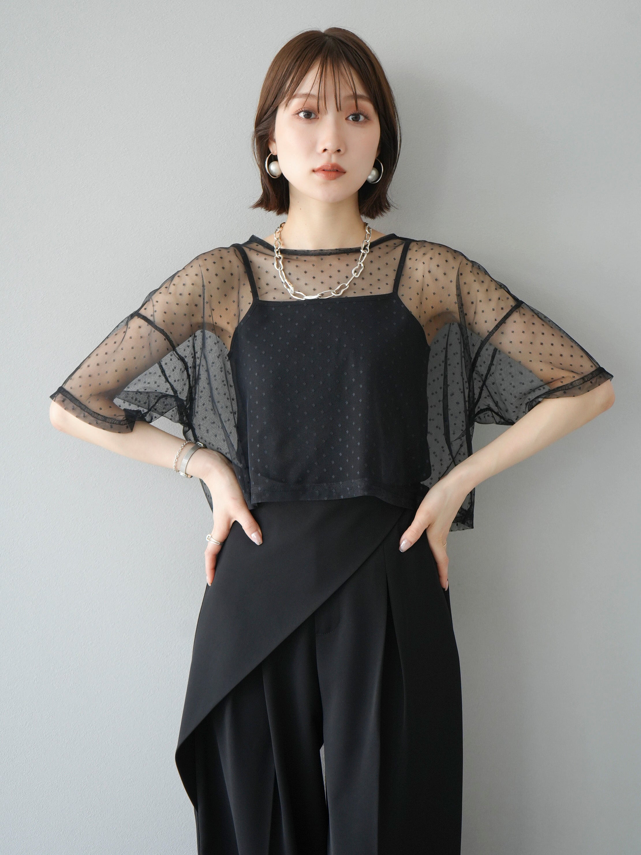 予約]クロップドチュールTシャツ×キャミアンサンブル/ドット