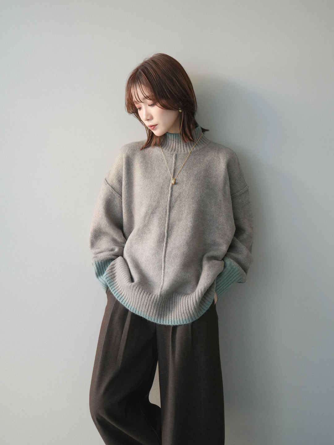 [予約]配色ハイネックニットプルオーバー/mosugraymint