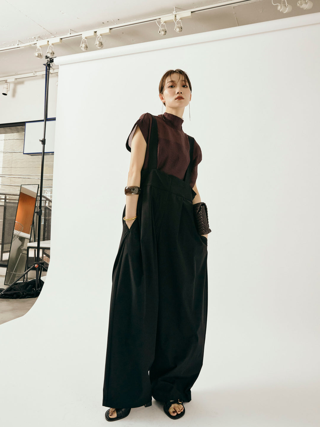 [予約]シャイニーシアーブラウス/ボルドー