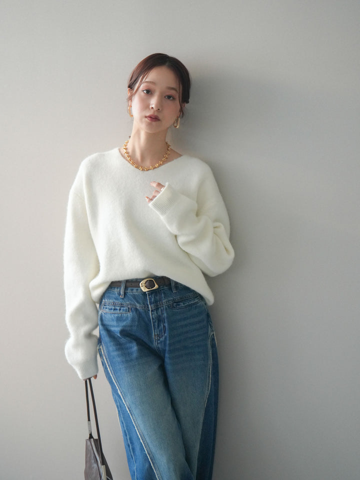 [SET]シュシュ付きアンゴラタッチVネックニットプルオーバー+サイドフリンジワイドデニムパンツ(2set)