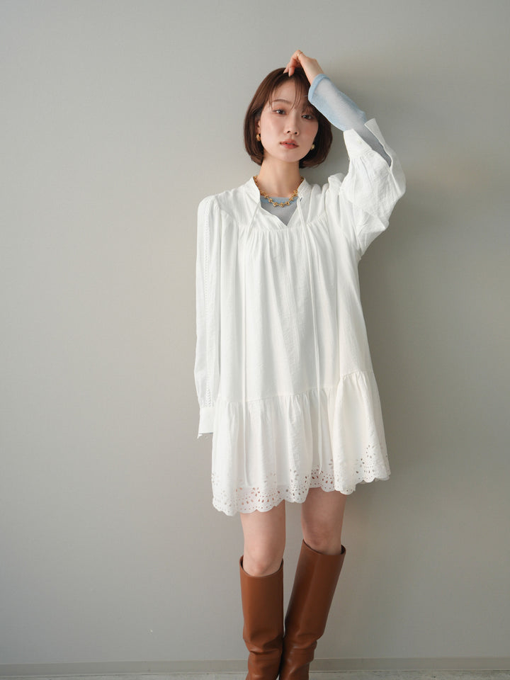 [予約]ティアードパンチングミニワンピース/white