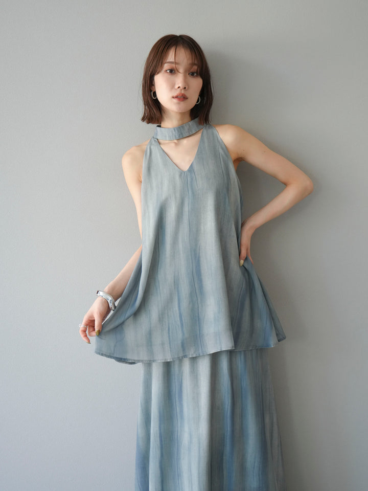 [SET] 細膩花紋V領襯衫＆喇叭裙（2套）