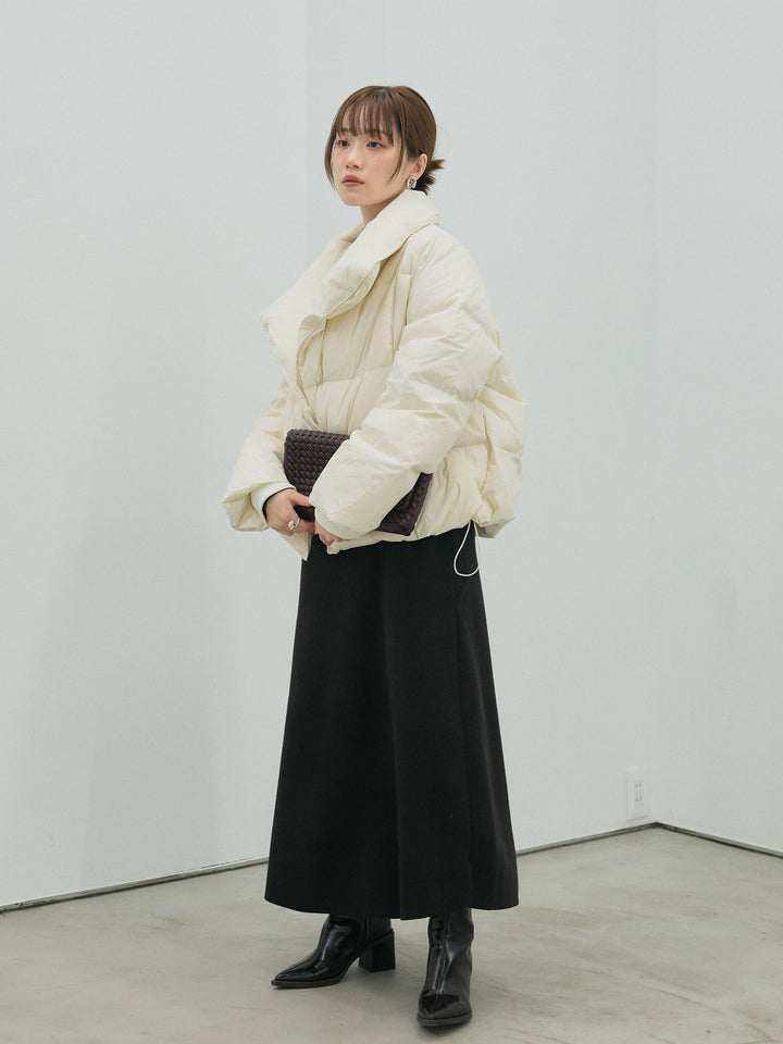 【Allure】[SET]バックオープンニットワンピース+スタンドカラーダウンジャケット(2set)