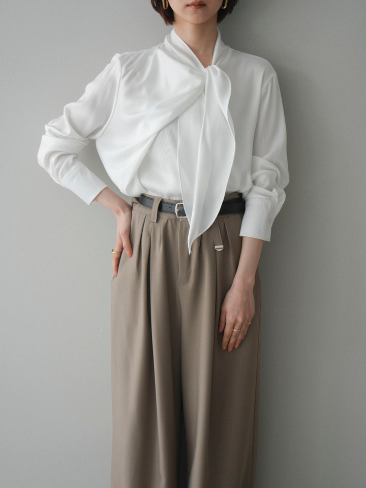 [SET]楊柳シャイニータイブラウス+ベルト付キーホルダーモチーフワイドパンツ(2set)