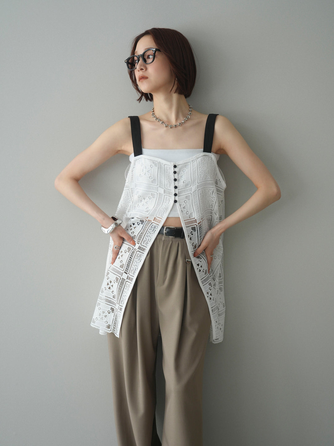 [SET]配色パネルレースキャミソール+ベルト付キーホルダーモチーフワイドパンツ(2set)