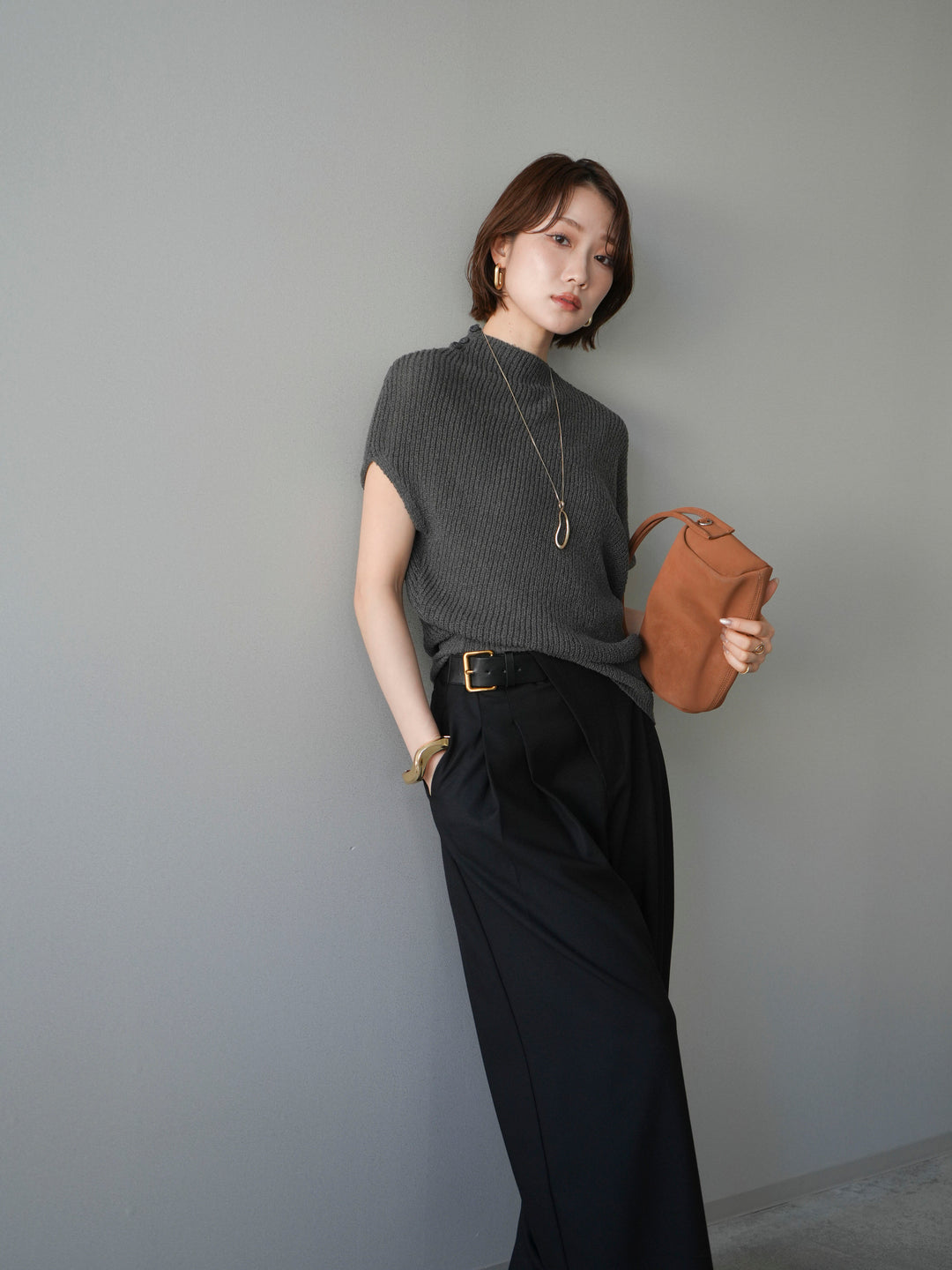 [SET]アシンメトリーローゲージニットトップス+アシンメトリーベルトタックワイドパンツ(2set)