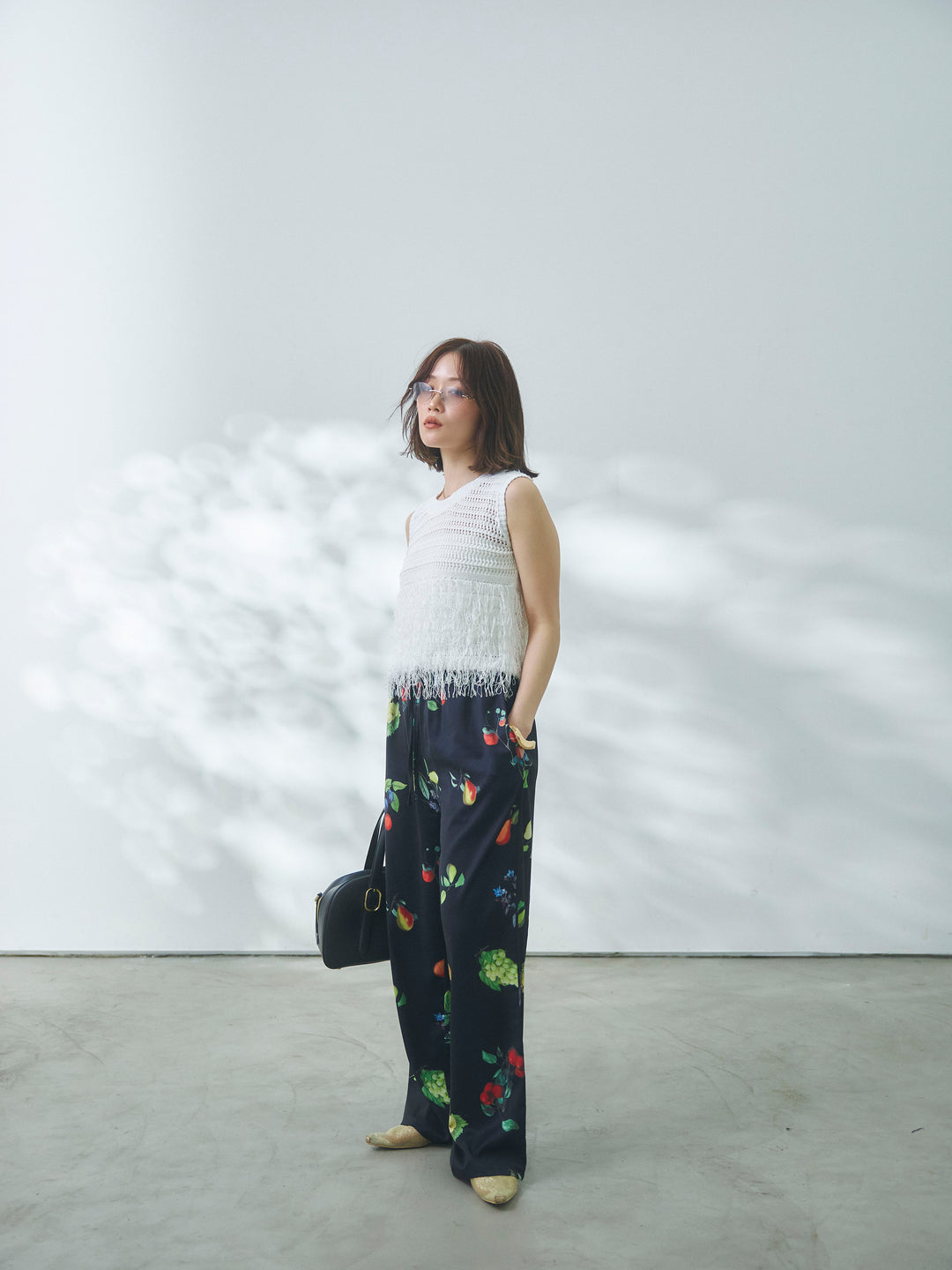 【Allure】[SET]フリンジクロップドニットベスト+ボタニカルプリントイージーパンツ(2set)