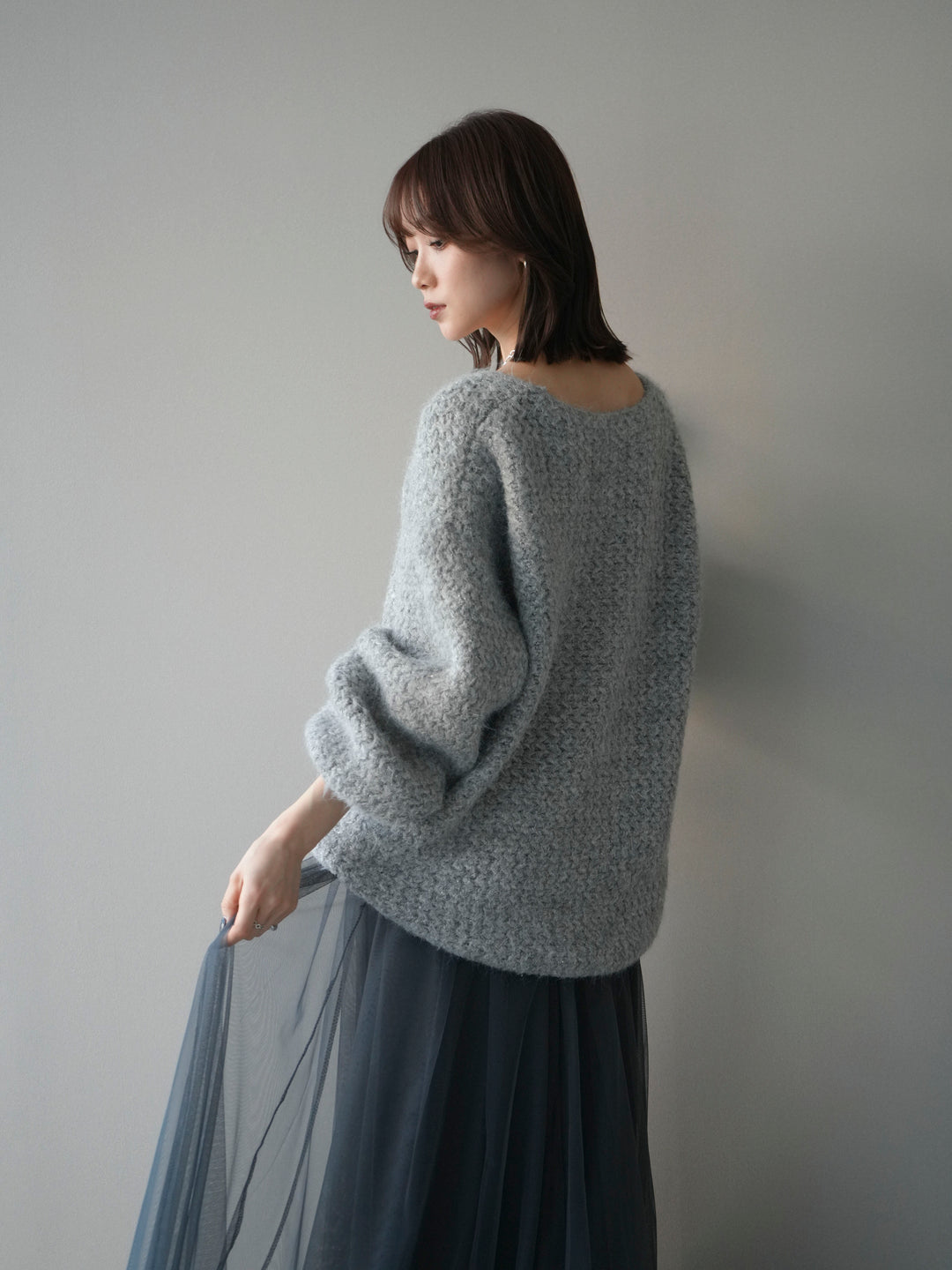 [予約]ウールタッチラメミックスヤーンVネックニットプルオーバー/lightgray