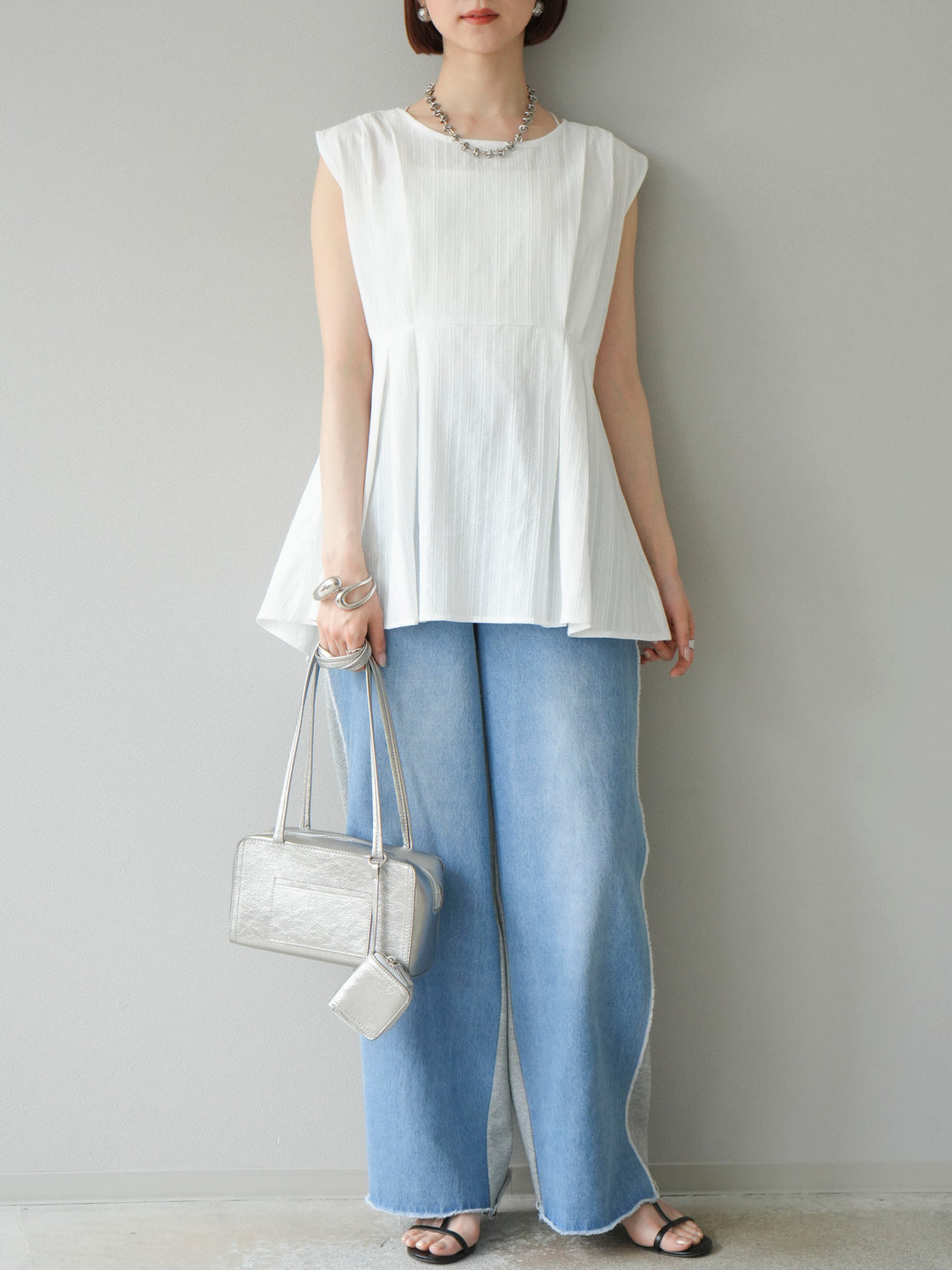 [予約]ドビーストライプタックブラウス/ホワイト