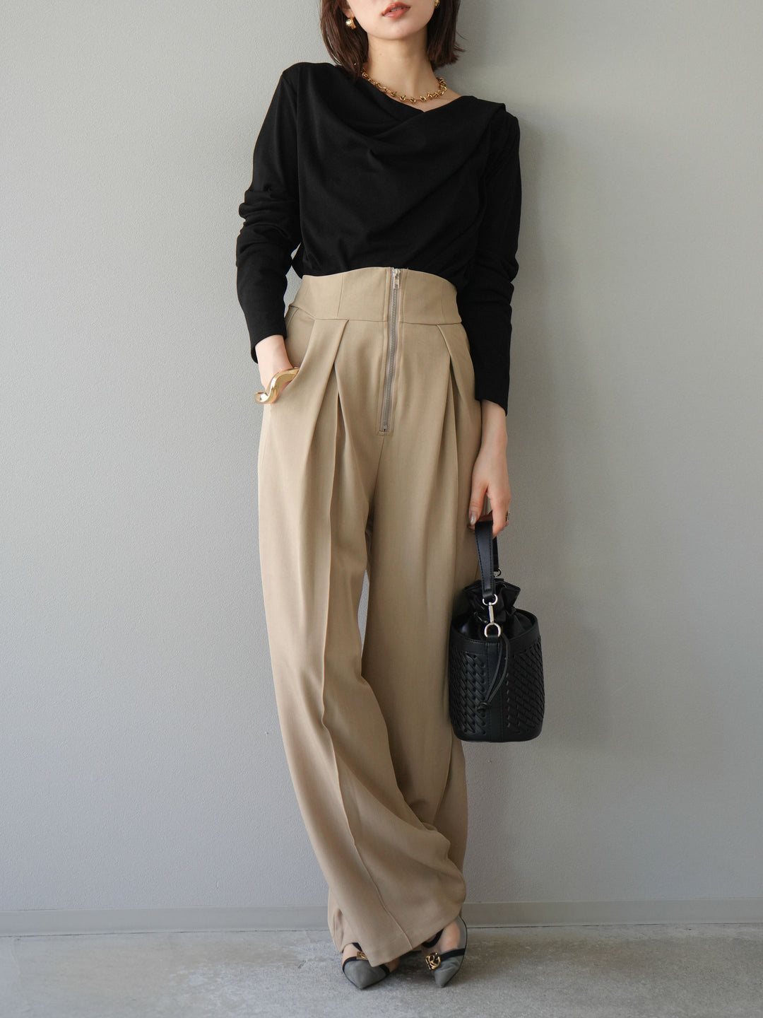 [予約]ドレープデザインカットソー/ブラック