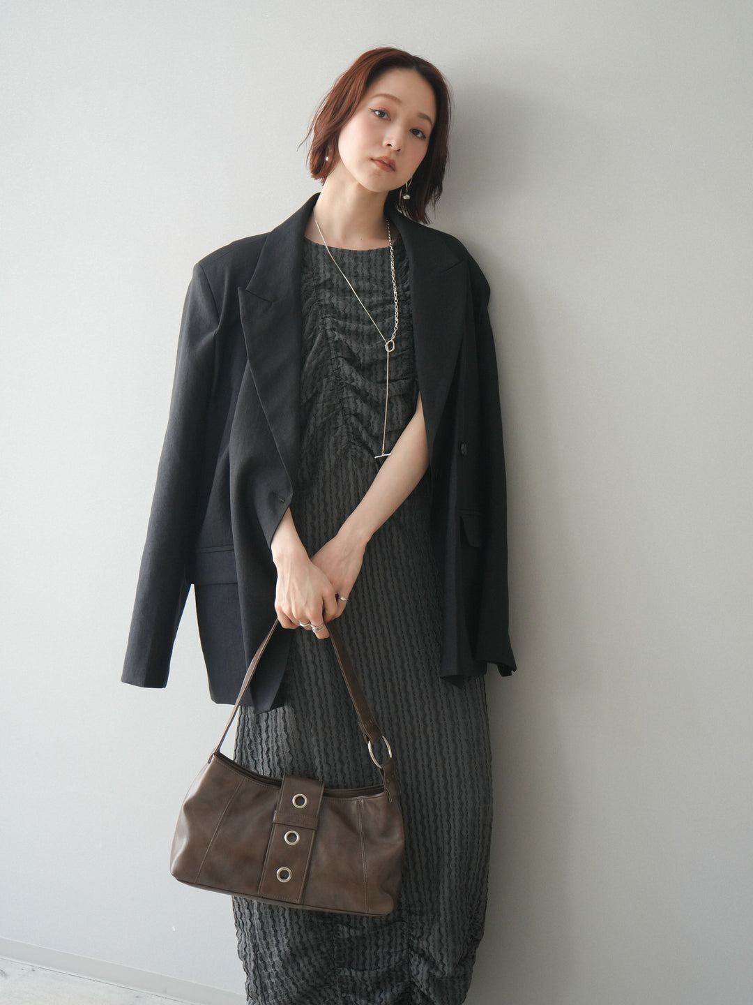 [SET]シャーリングジャガードノースリーブワンピース+エフォートレステイラードジャケット(2set)