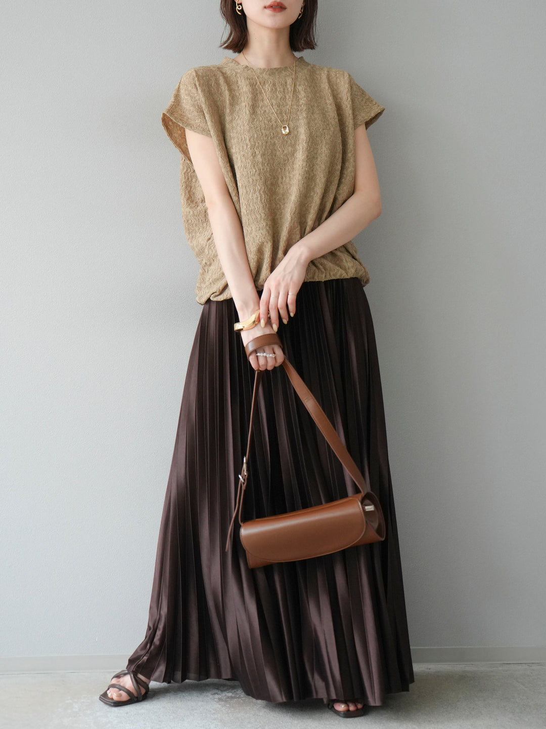 【預購】抽繩提花套頭衫/米色