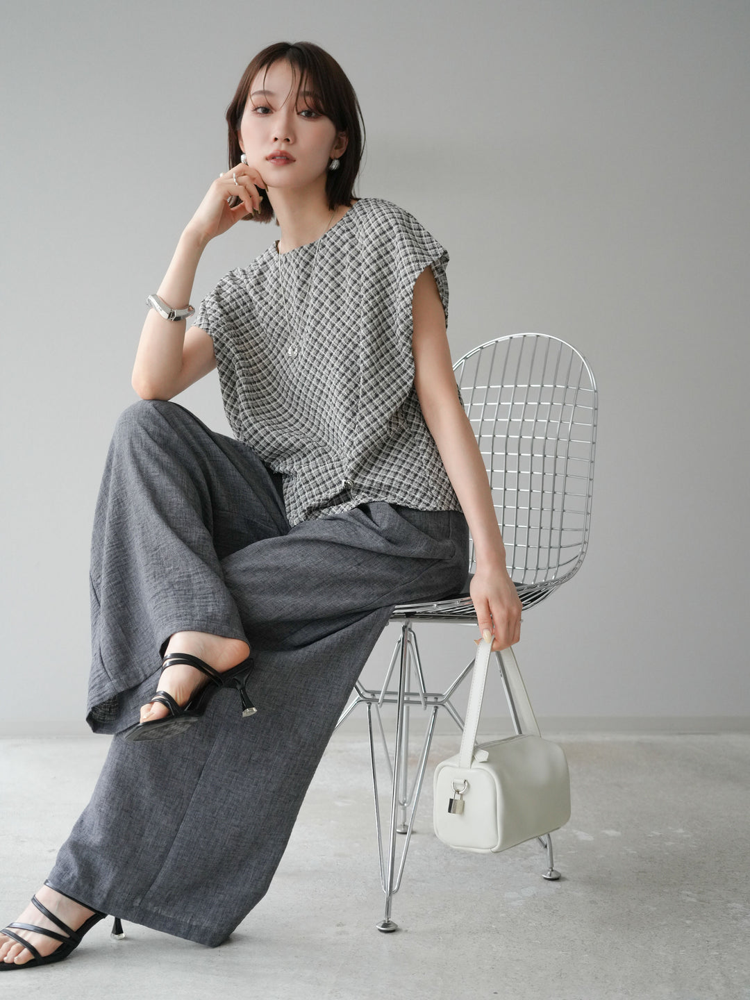 [予約]チェック柄タックデザインフレンチスリーブトップス/ブラック