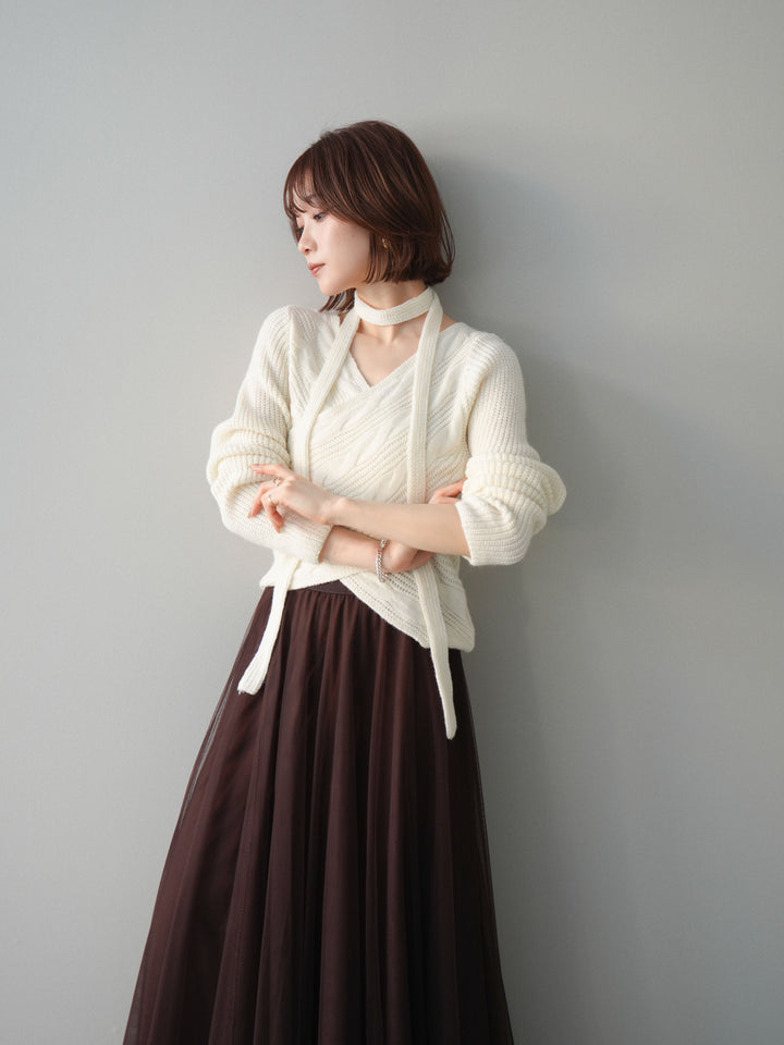 [予約]ケーブル編みクロスニットトップス/white