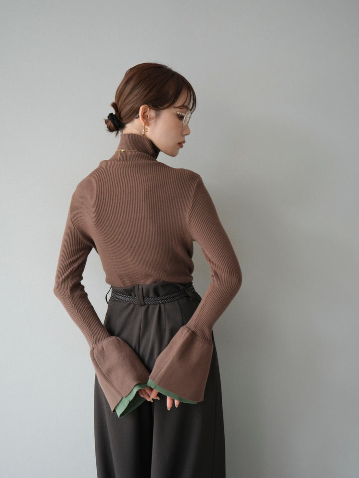 [SET] 疊層喇叭袖高領針織上衣 + 雙褶寬褲 (2 套)