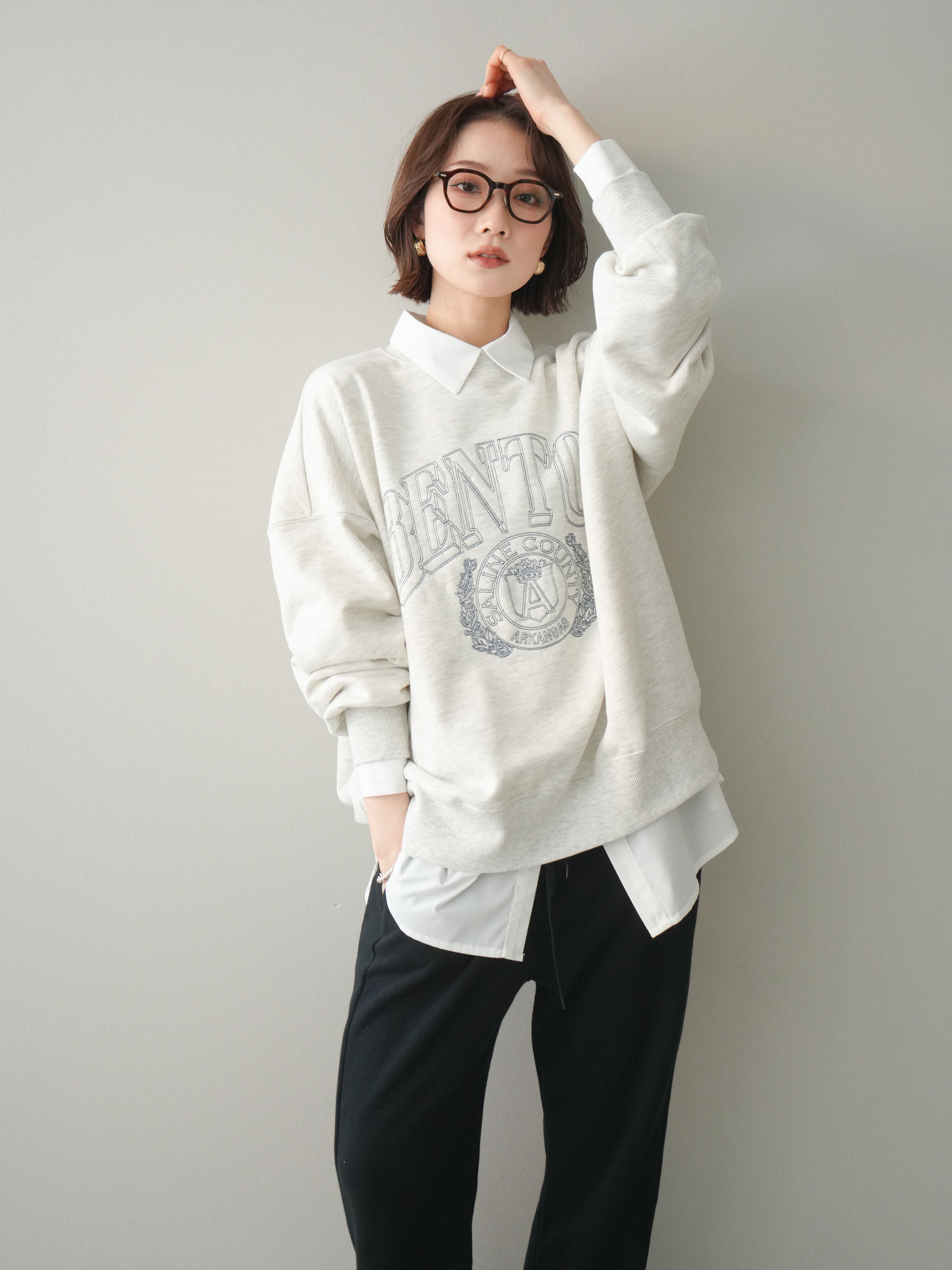 SET]カレッジロゴ刺繍BIGスウェットプルオーバー+ボウタイ付オーバー