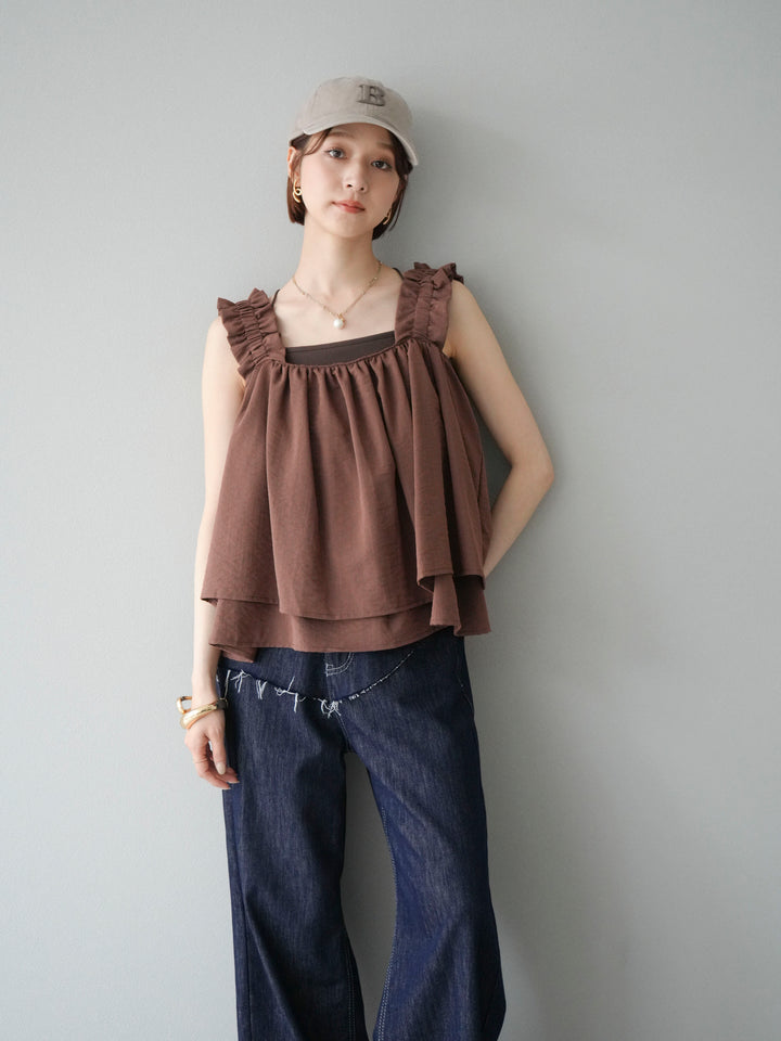 [SET] 縮肩喇叭背心 + 臀部設計牛仔褲 (2 件套)