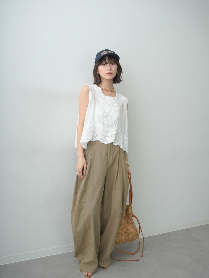 [SET]アンティークレースノースリトップス+タックバックヘムギャザーライトパンツ(2set)