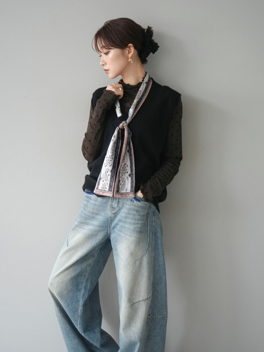 [予約]スカーフ付きニットベスト/black