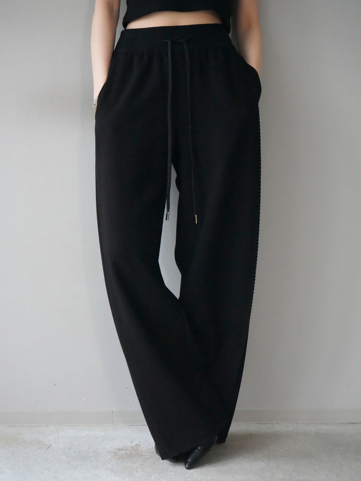 [予約]ステッチデザインウエストリブニットスエットパンツ/black