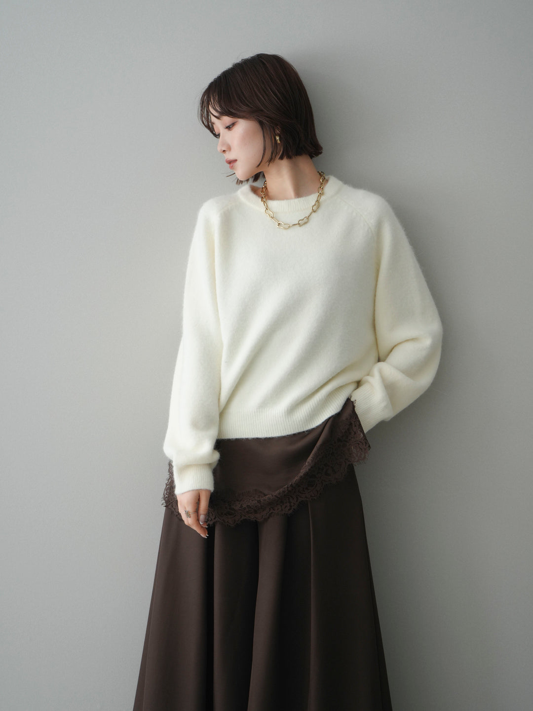 [予約]クルーネックモチモチニットプルオーバー/white