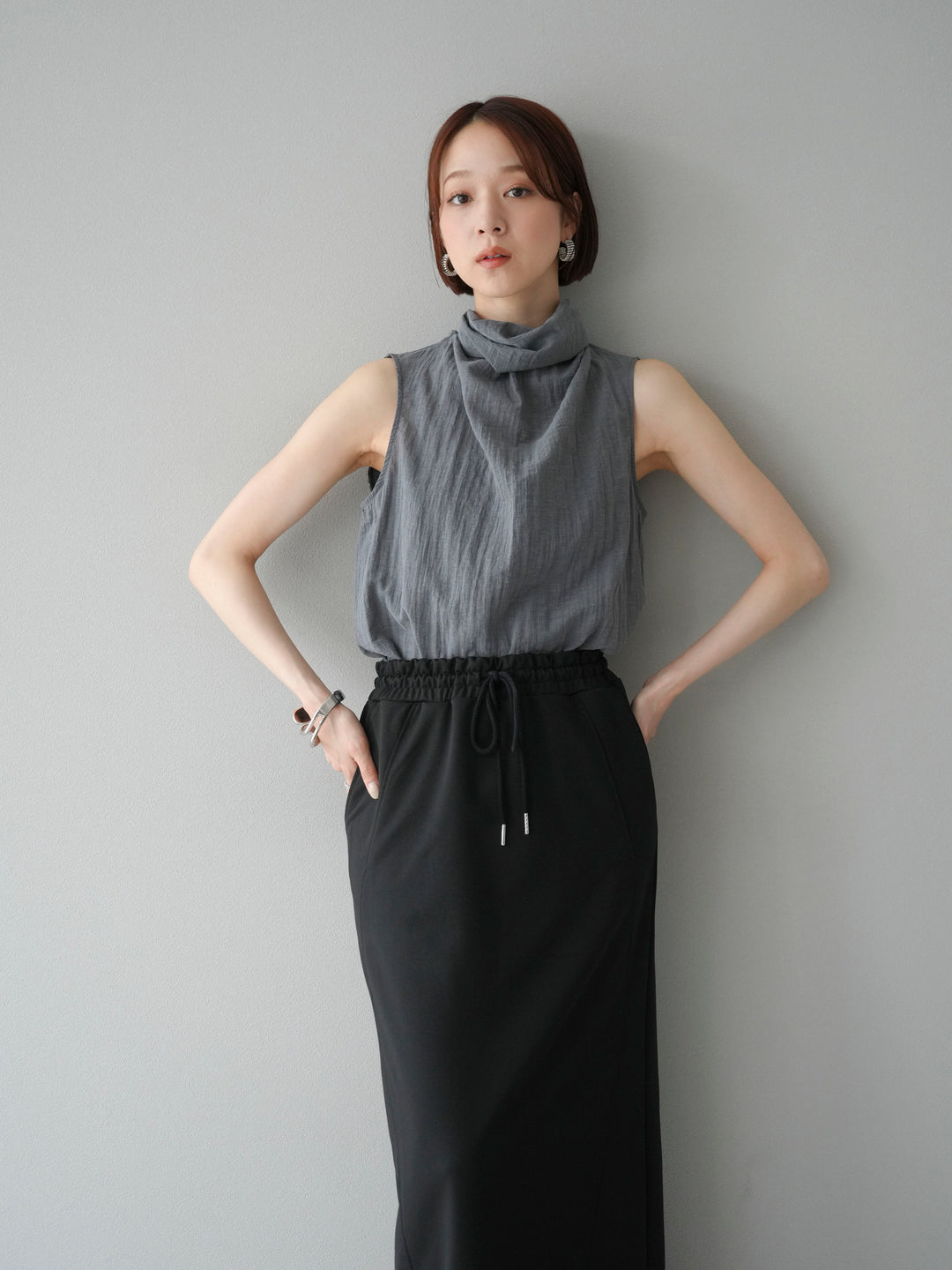 [SET] 後繫帶無袖上衣 + 運動長裙 (2set)