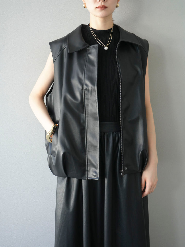 [予約]タックヘムレザーベスト/ブラック