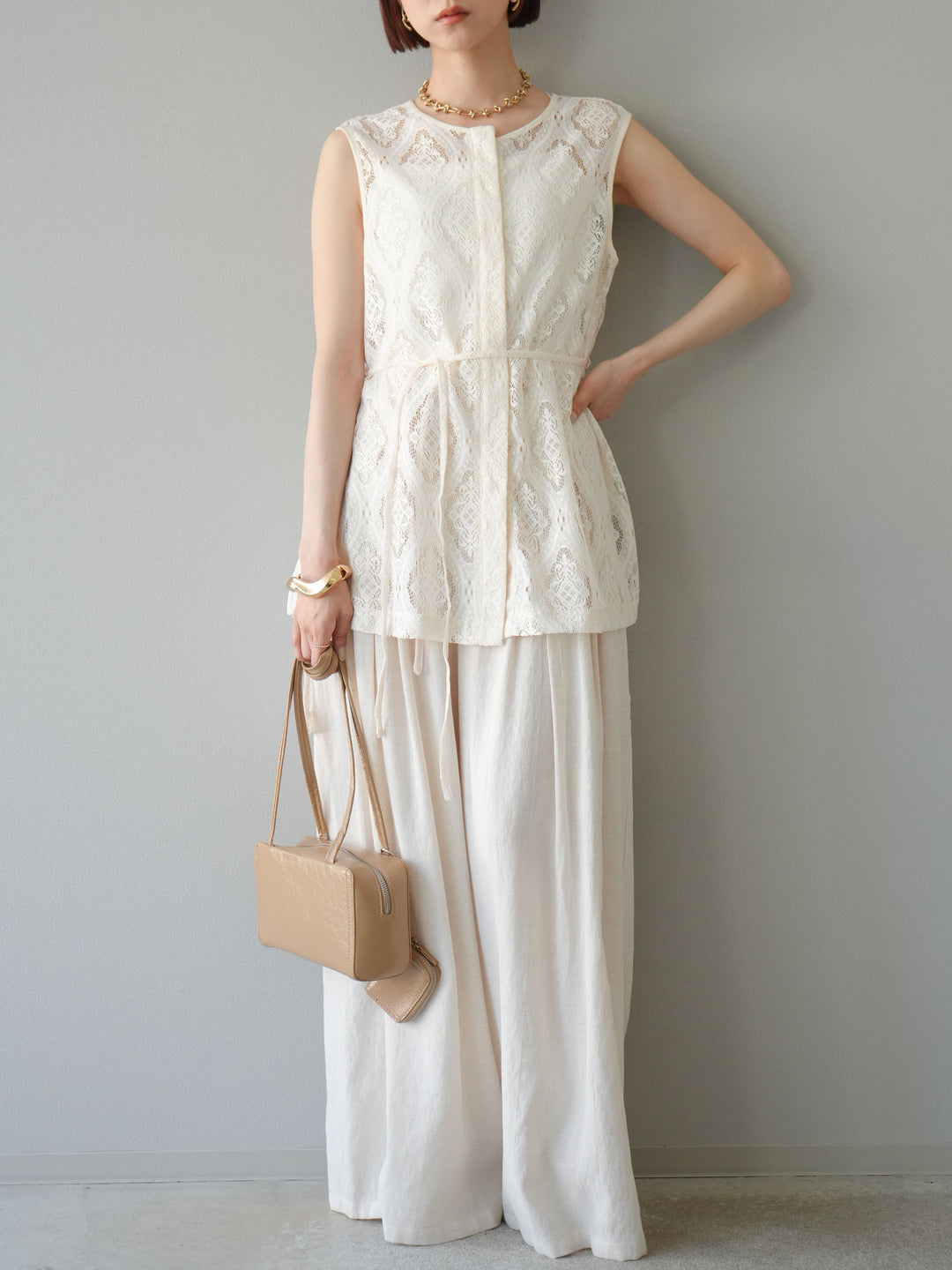 [予約]サテンパイピングレースノースリーブトップス/アイボリー