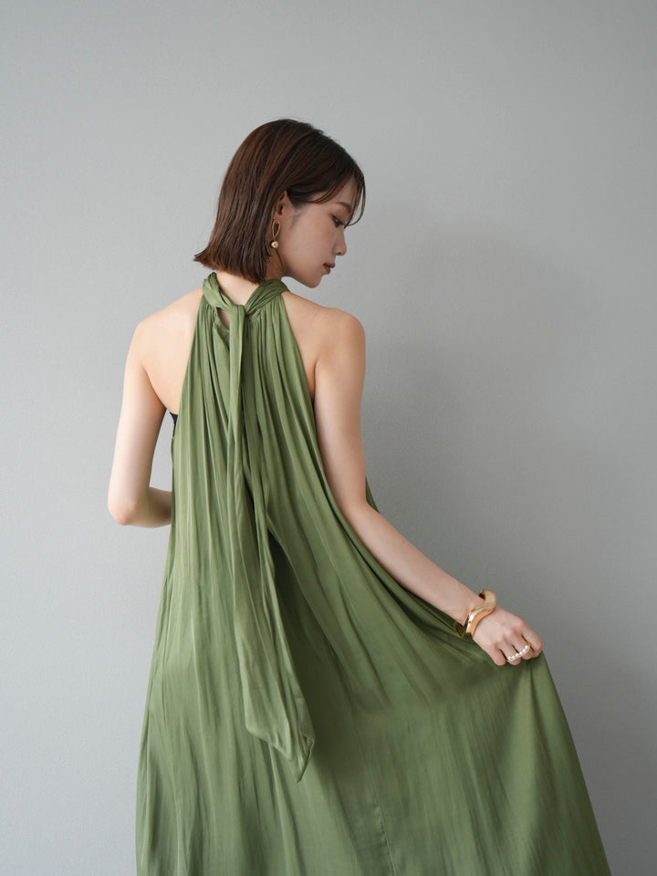 [予約]シャイニーホルターワンピース/グリーン