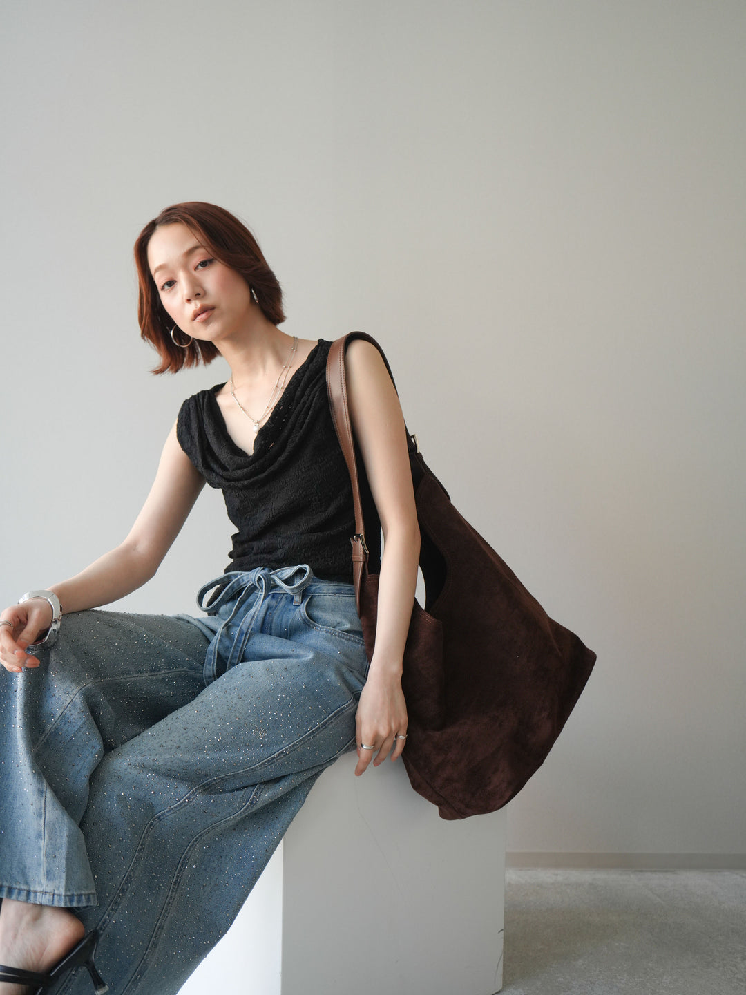 [予約]レースドレープネックアシメトップス/black