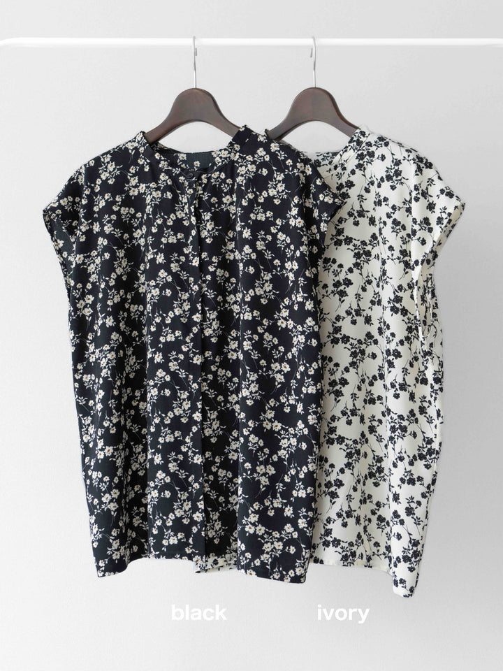 [SET]フラワープリントフレンチスリーブブラウス+フラワープリントタックIラインスカート(2set)