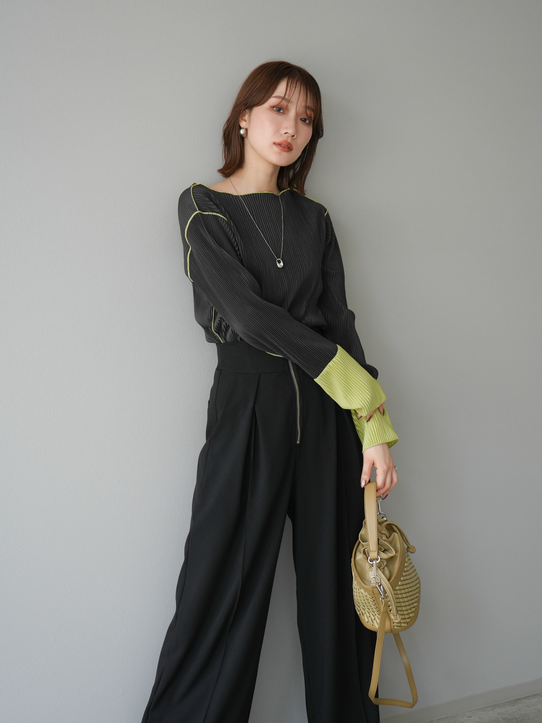 [予約]バイカラープリーツトップス/チャコール