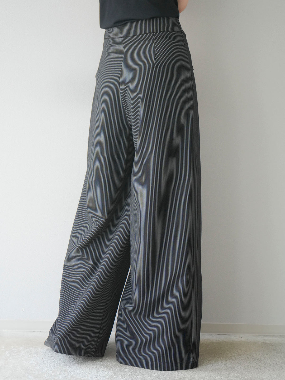 【預購】條紋裹腰闊腿褲/黑色