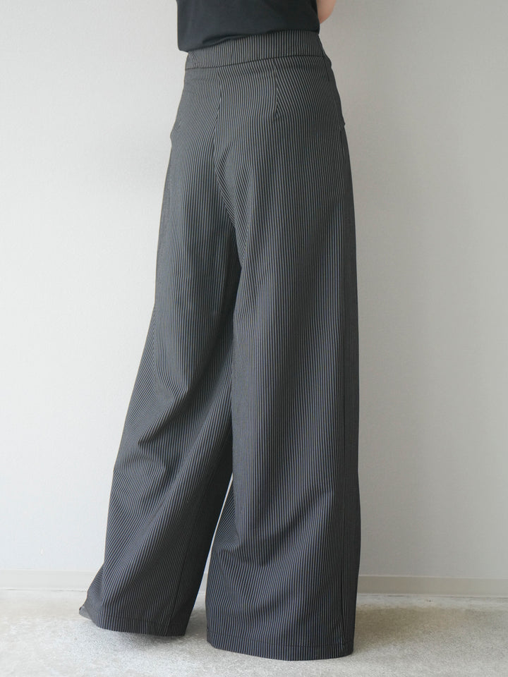 【預購】條紋裹腰闊腿褲/黑色