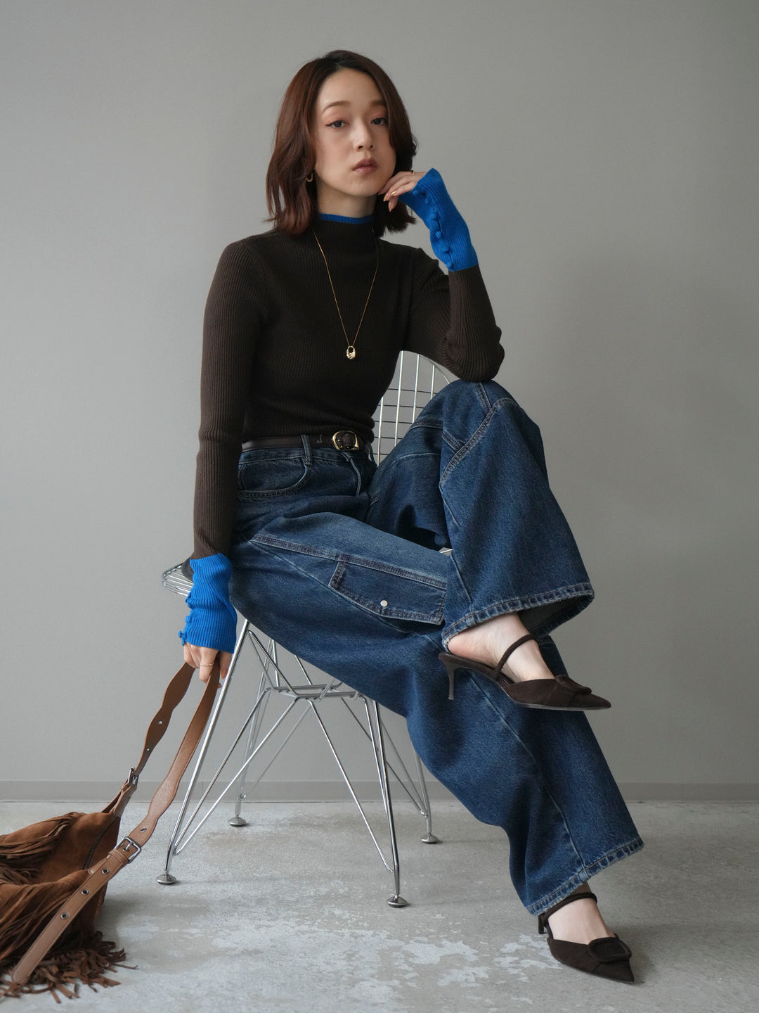 [予約]袖ボタンハイネック配色リブニットトップス/brown