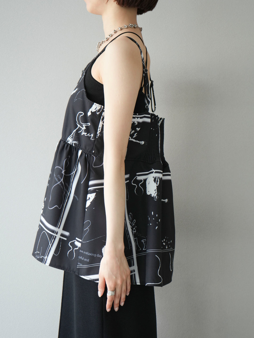 [予約]ペイント柄キャミソール/ブラック