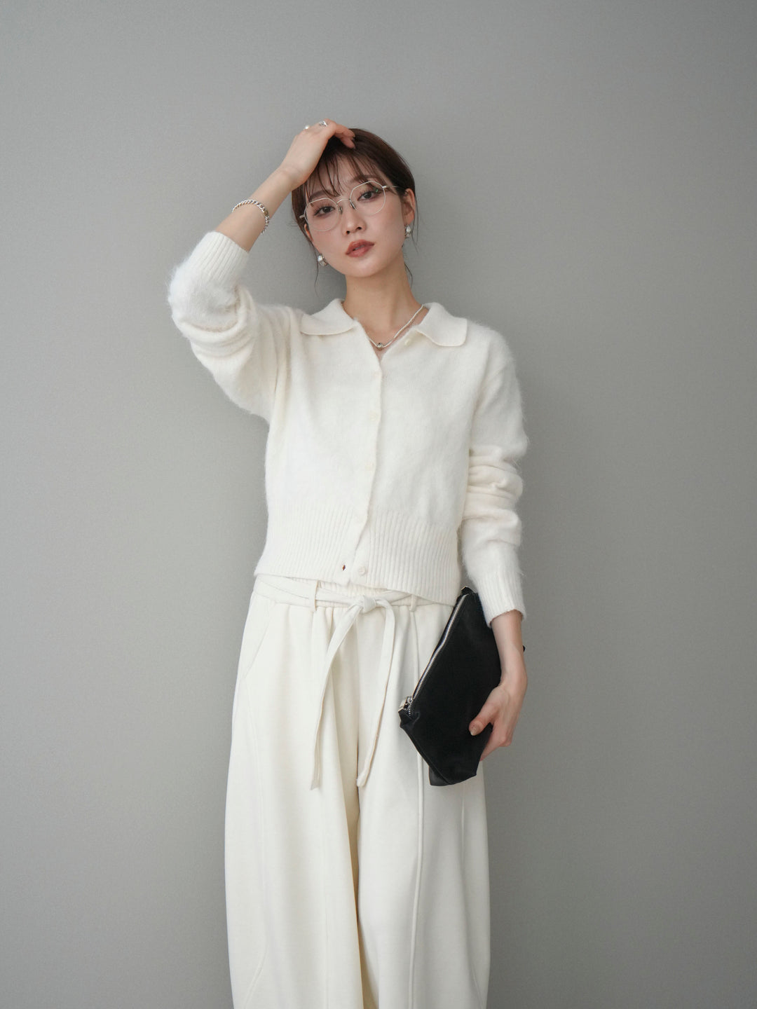 [予約]モヘア衿付きボタンプルオーバー/off