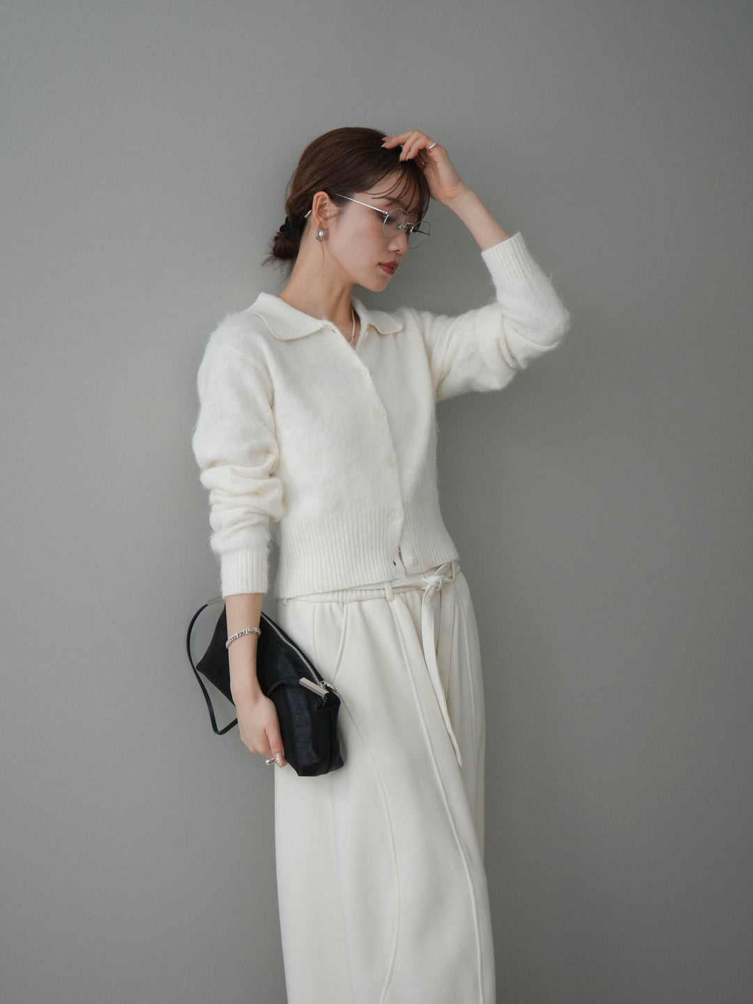 [予約]モヘア衿付きボタンプルオーバー/off