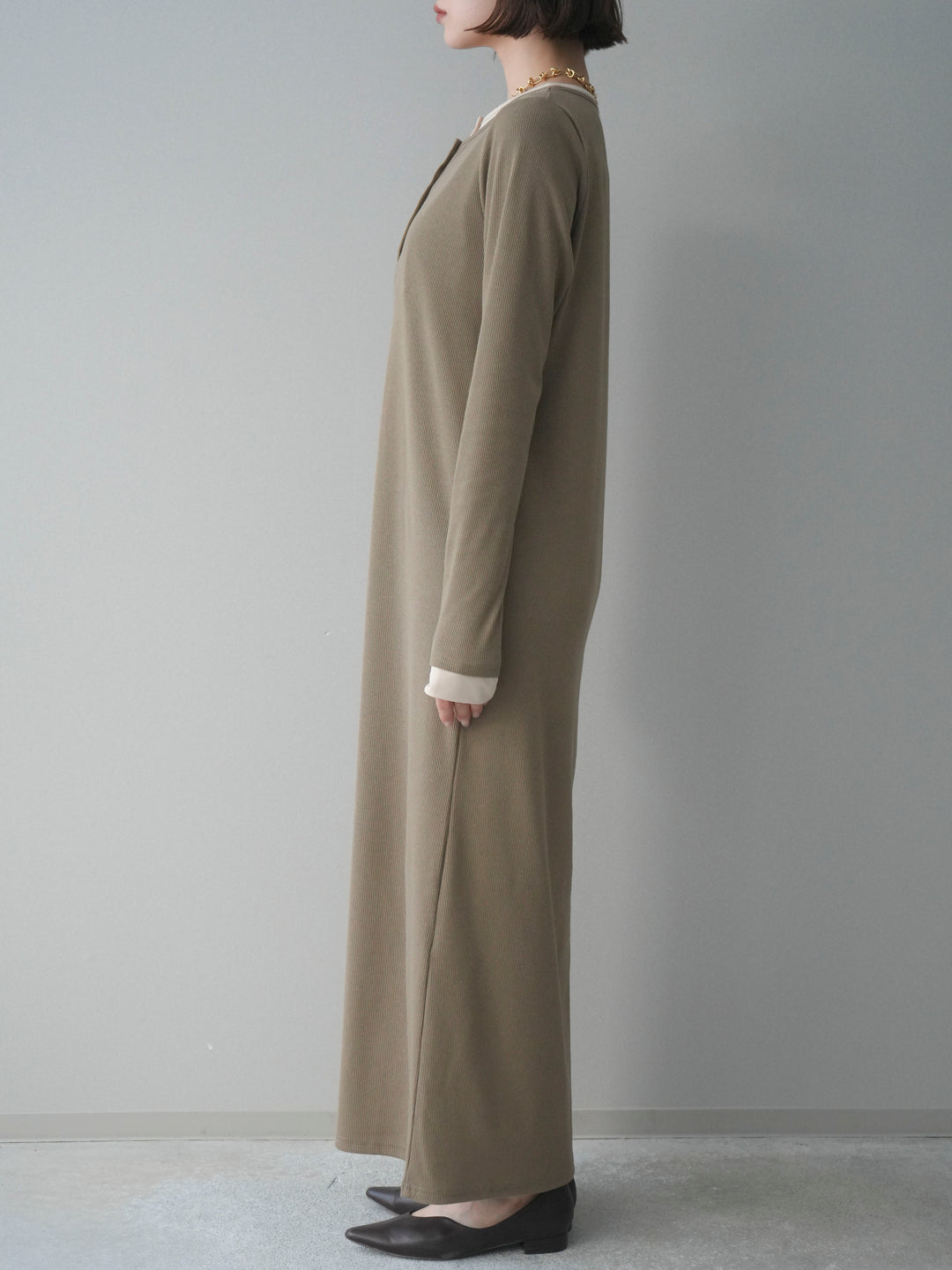 [予約]配色レイヤードヘンリーネックカットリブワンピース/mocha