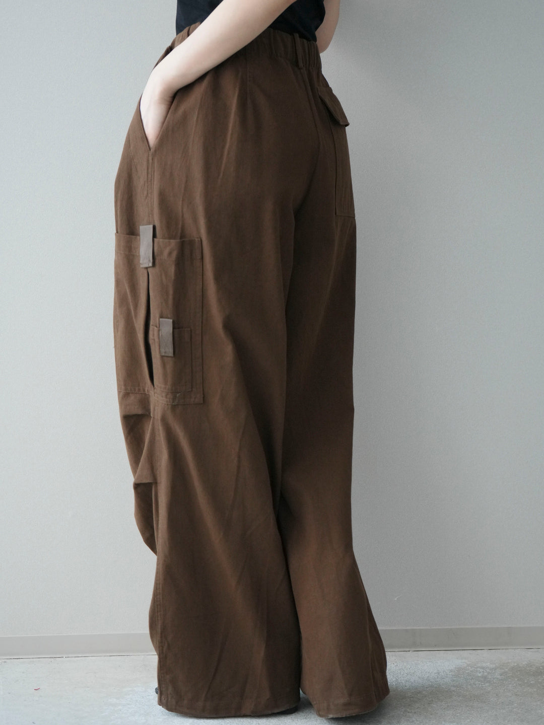 [予約]コットンタックループパンツ/brown