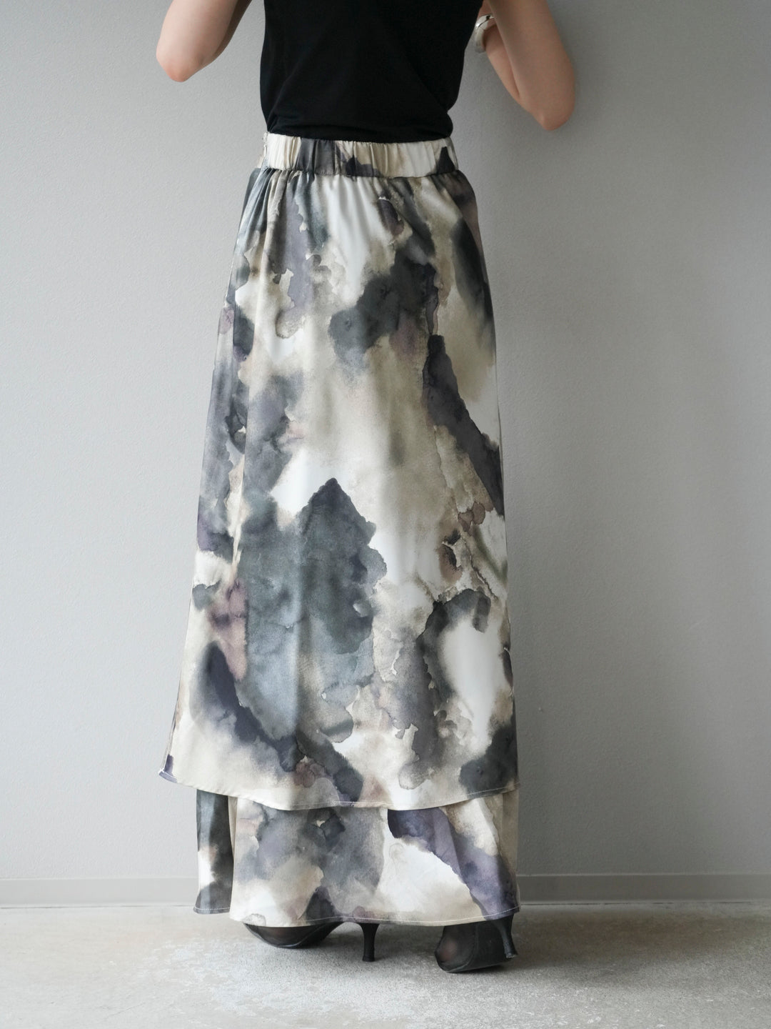 [予約]ニュアンスサテンフリルスカート/アイボリー×ミント