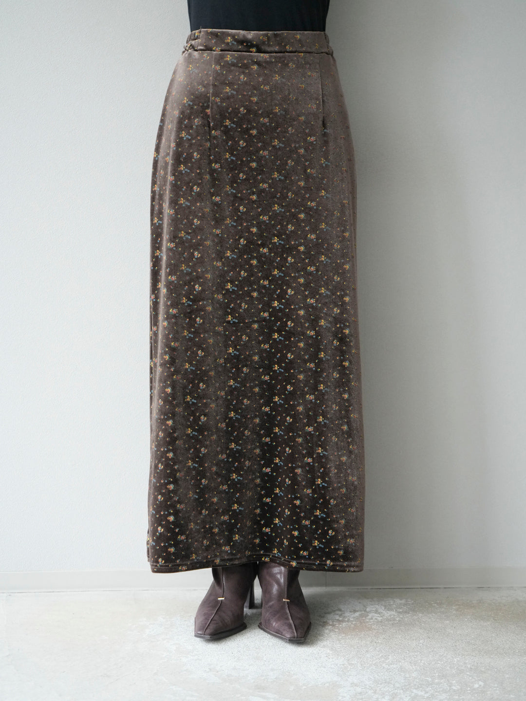 [予約]ベロアフラワープリントIラインスカート/ブラウンxイエロー