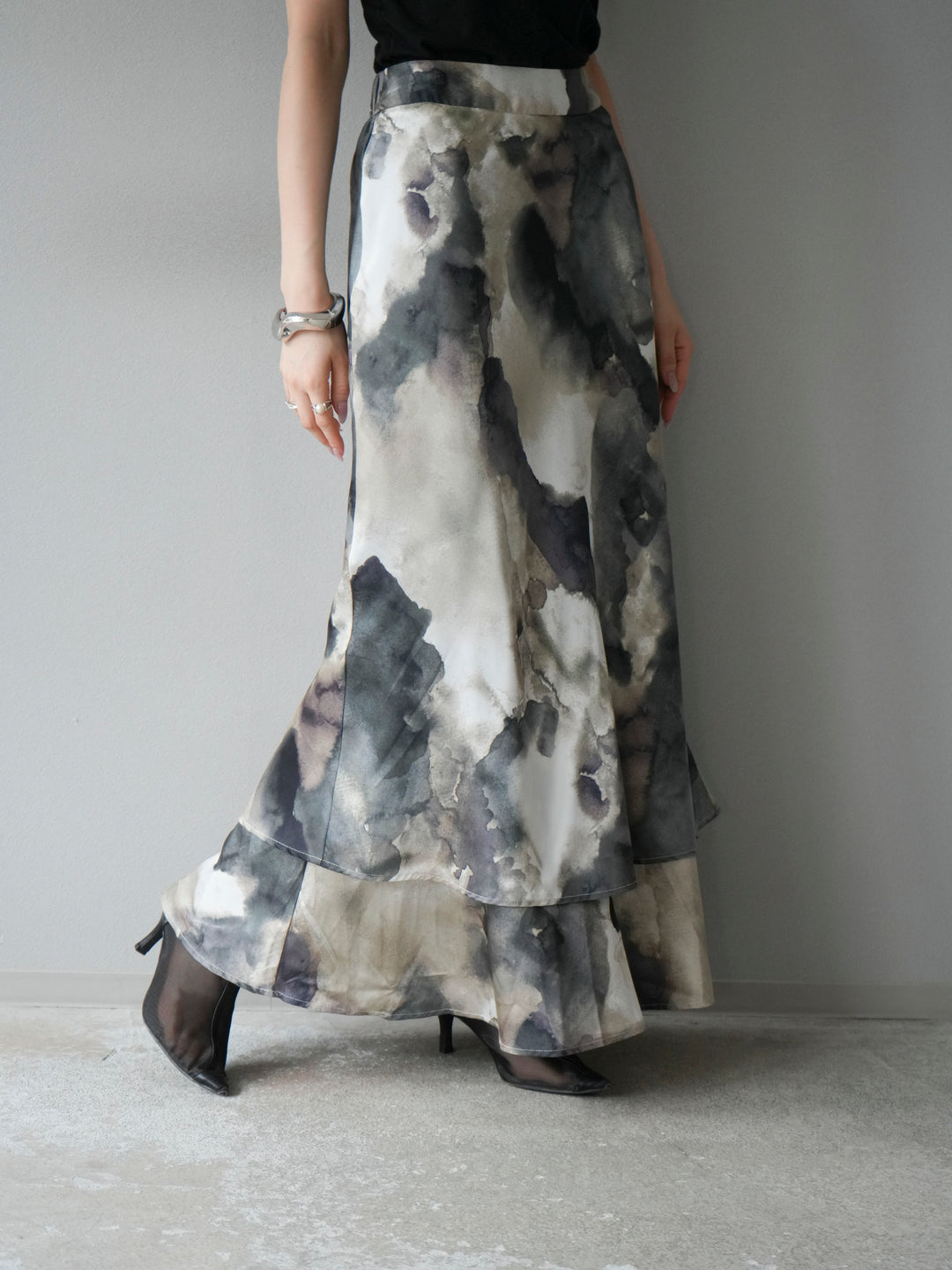 [予約]ニュアンスサテンフリルスカート/アイボリー×ミント