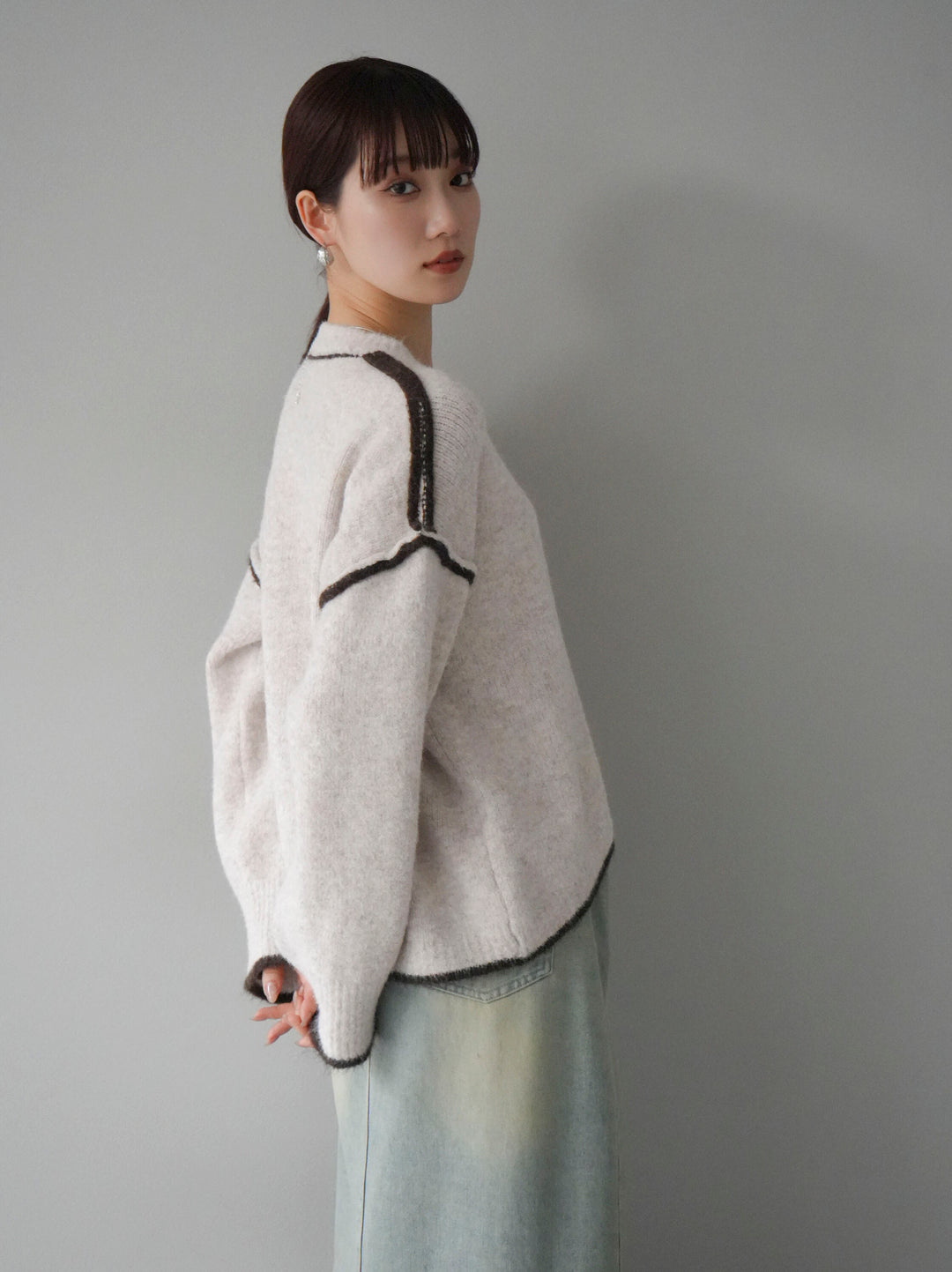 [預訂] 色彩協調針織套頭衫/象牙色