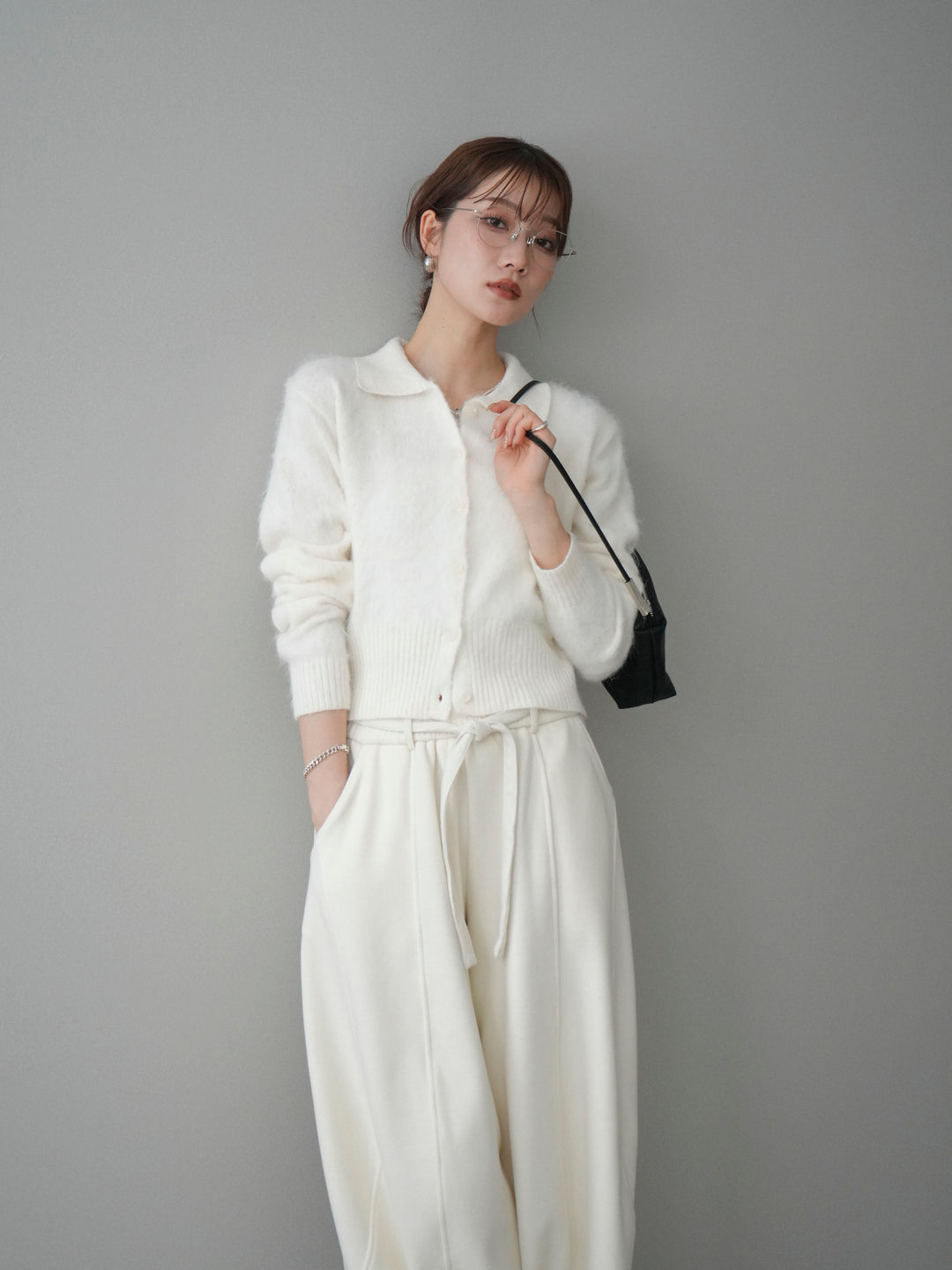 [予約]モヘア衿付きボタンプルオーバー/off