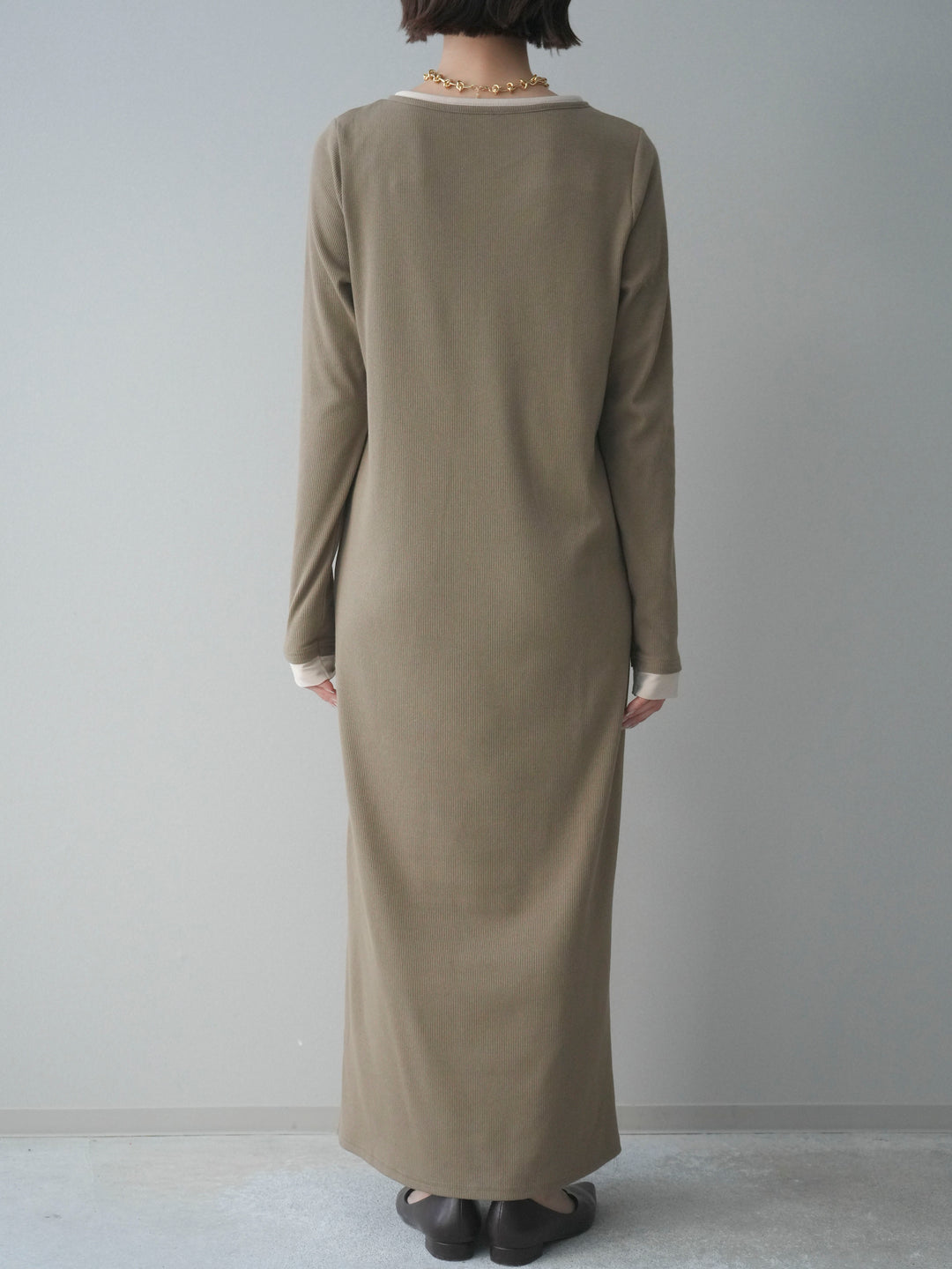 [予約]配色レイヤードヘンリーネックカットリブワンピース/mocha